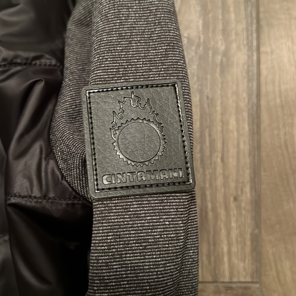 Cintamani down and fleece zip up with front pockets - Picture 4 of 6